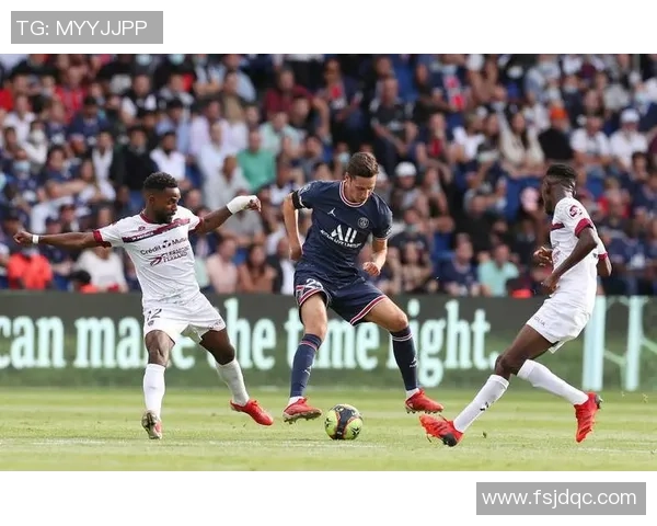 巴黎圣日耳曼对阵克莱蒙的精彩较量即将上演,谁能笑到最后